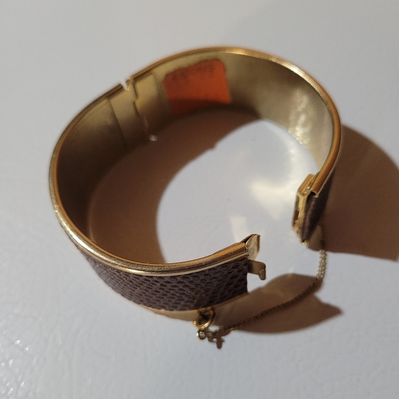 Vintage leather and gold-tone bracelet - Picture 3 of 6